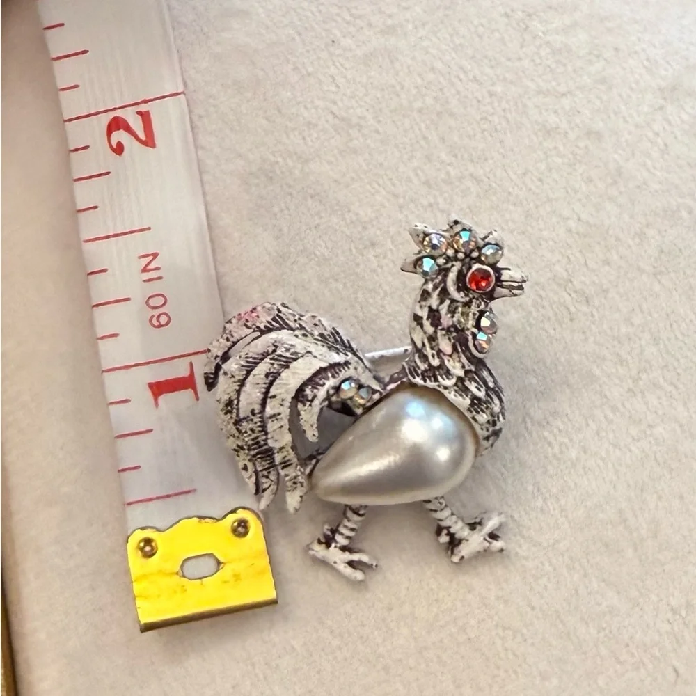 Silver‎ Tone Rooster brooch Faux Pearl Aurora Borealis Crystals Fancy Farmhouse
